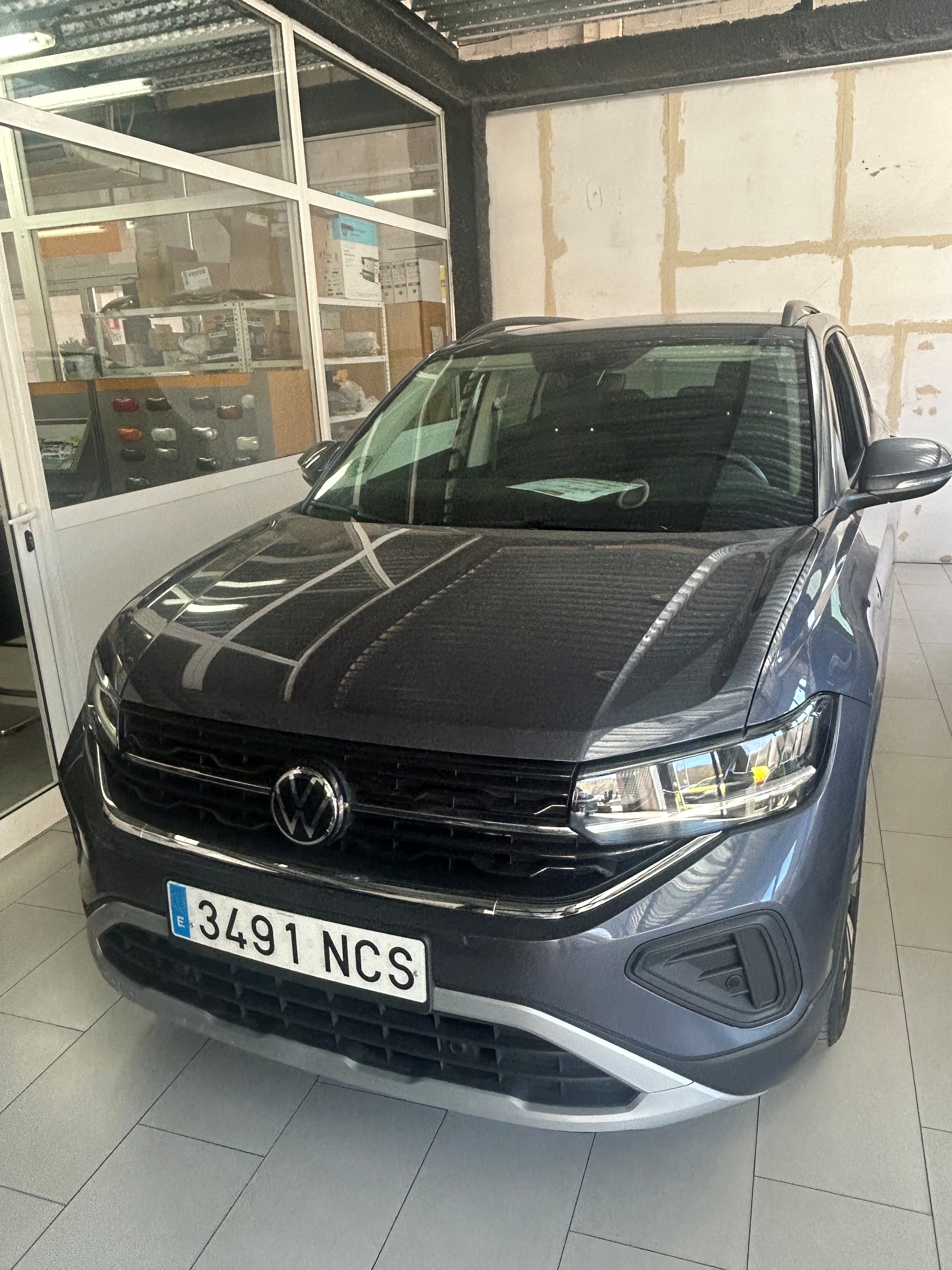 VOLKSWAGEN TCROSS
