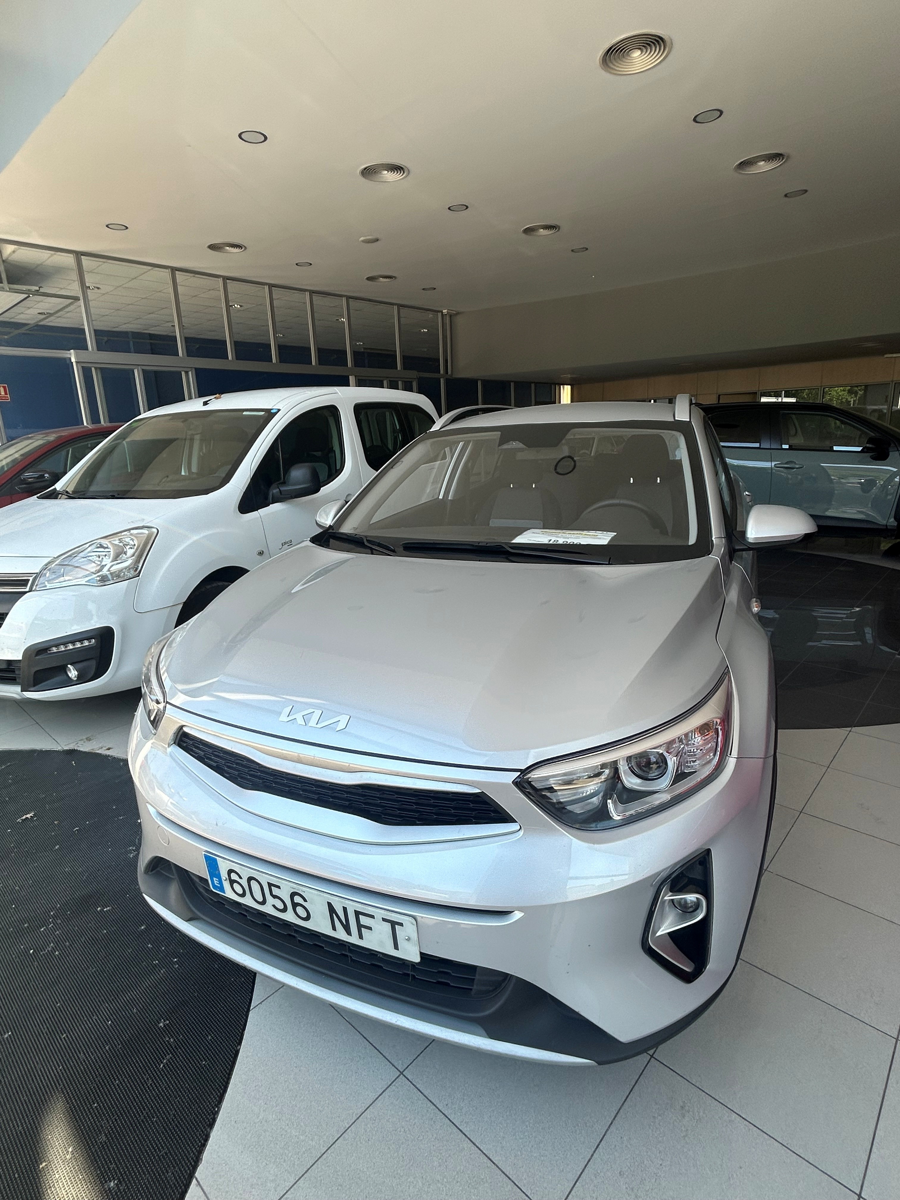 KIA STONIC