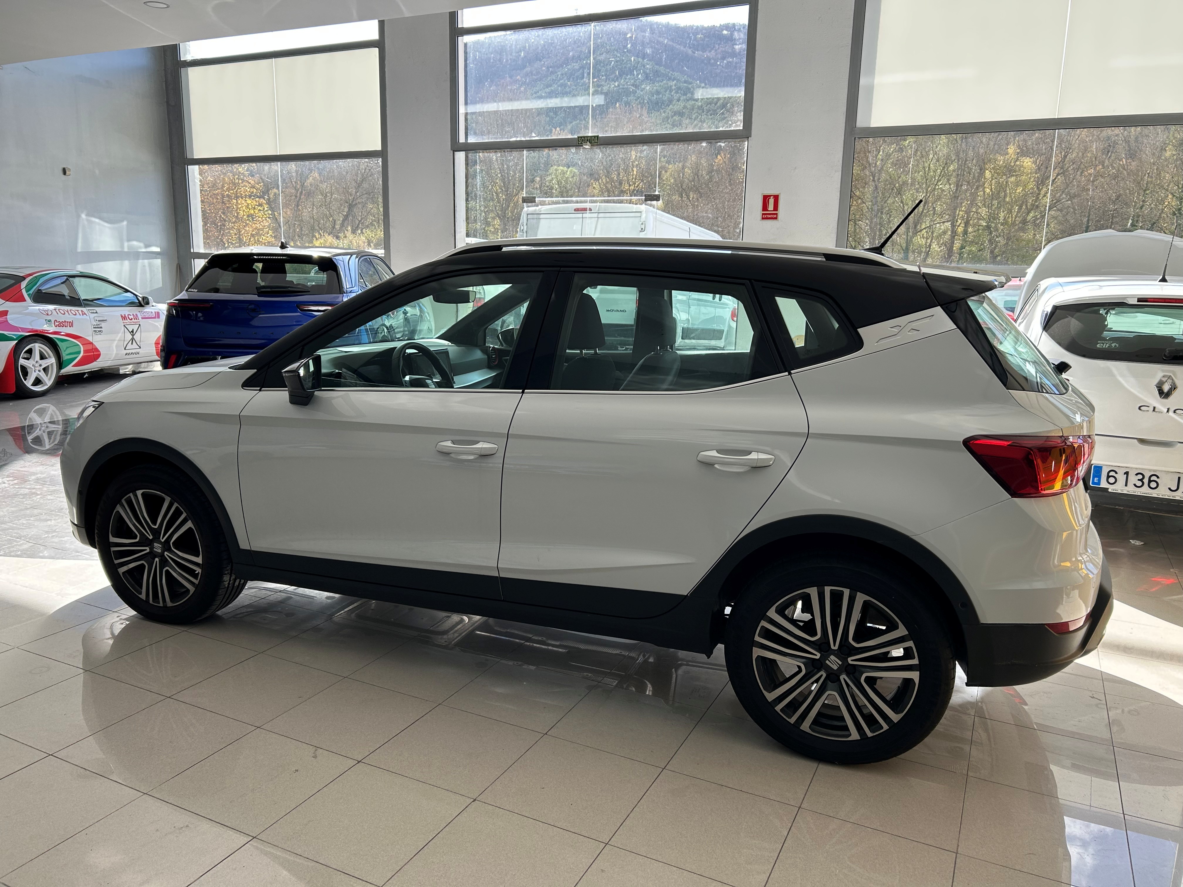 SEAT ARONA